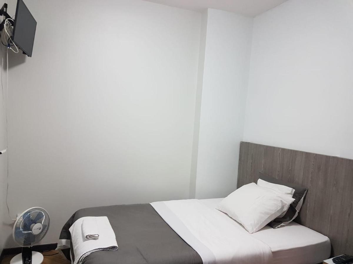 Bed and Breakfast Hameau Des Essarts Grand-Couronne Екстер'єр фото